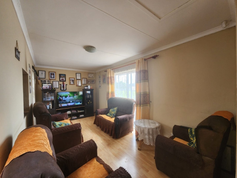 4 Bedroom Property for Sale in Levallia Western Cape